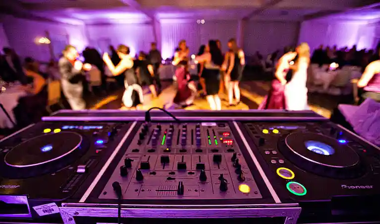 DJs & Sound